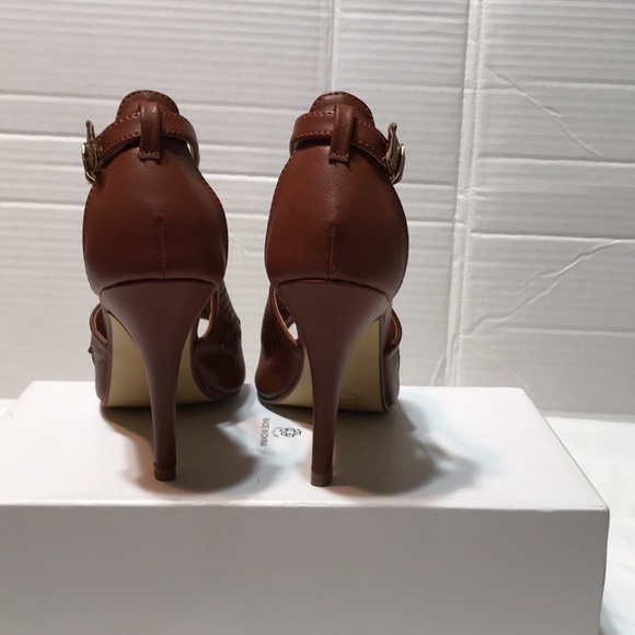 New! Charming Charlie heels - Picture 3 of 6